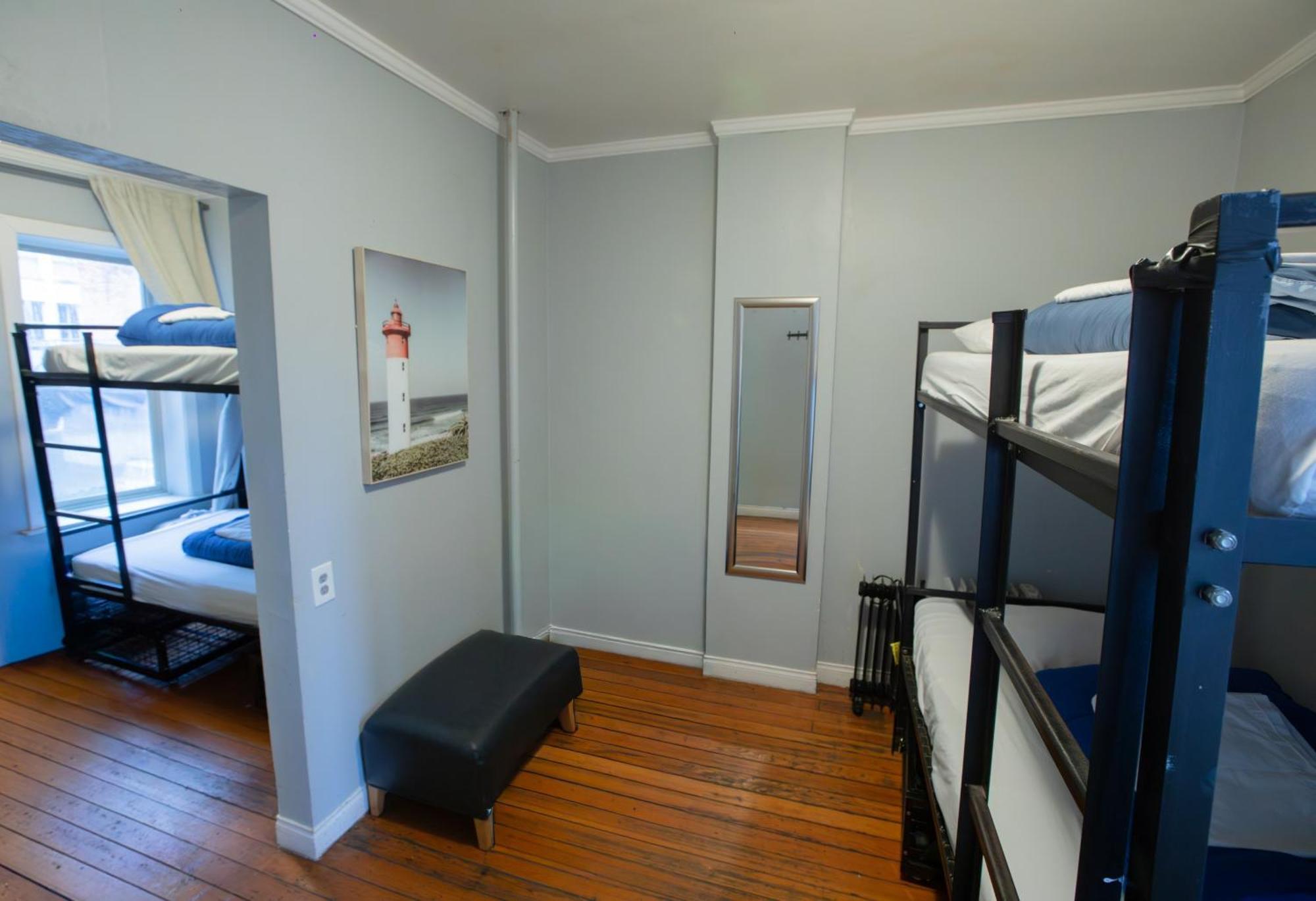 Bed 4-Bed Mixed Dormitory Room